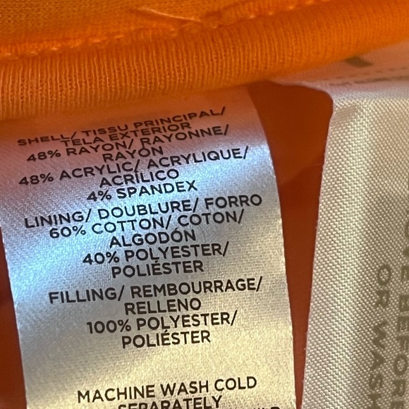 NWT Lou & Grey Signature Soft Orange Quilted Vest Size S Full Zip Insulate - Picture 9 of 9